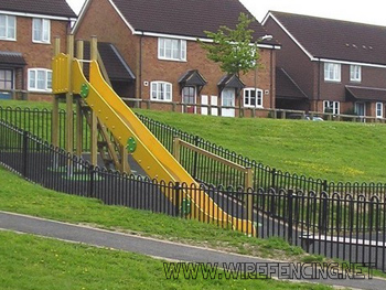 bow top fencing